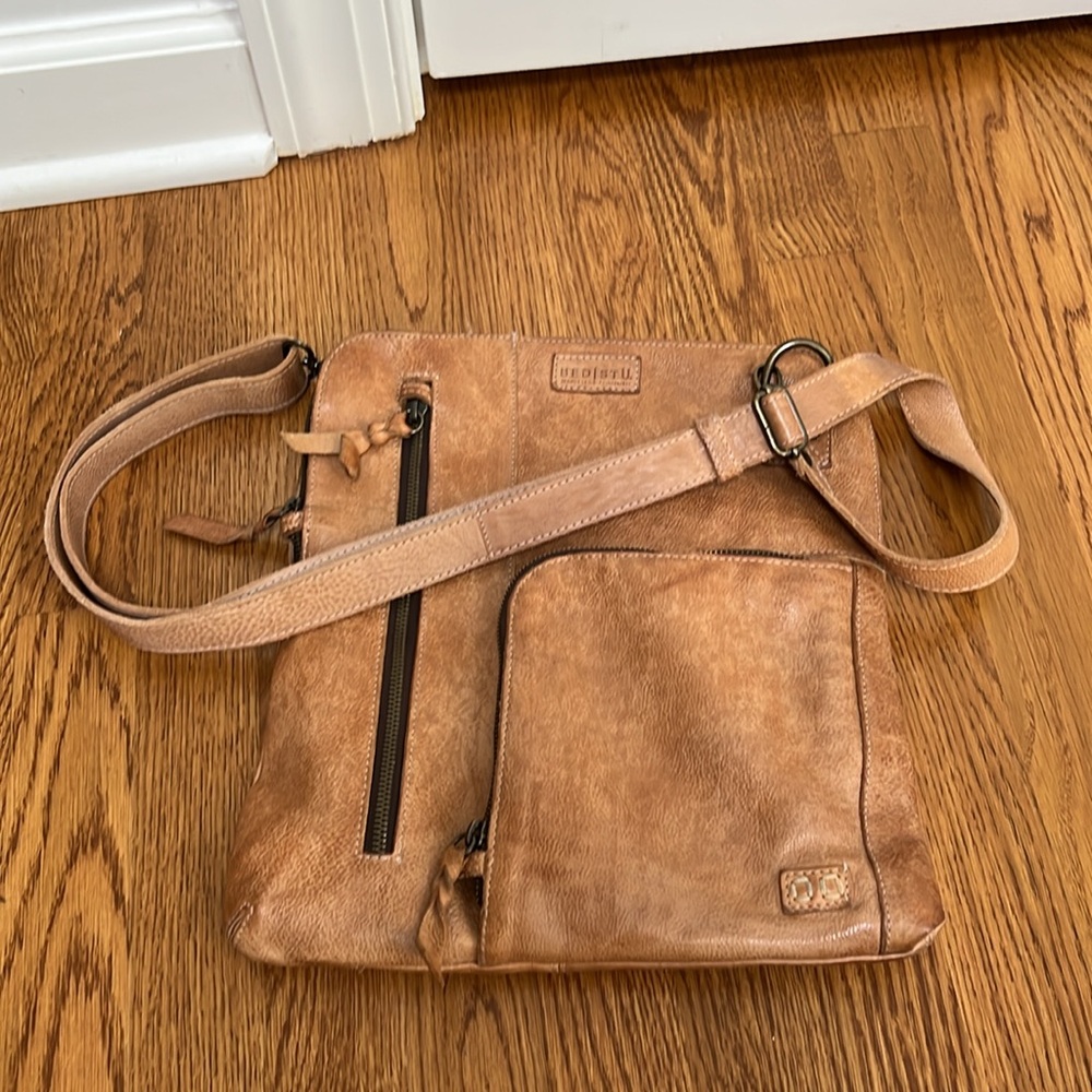 BedStu Tan Rustic Aiken Crossbody Bag - Picture 8 of 9